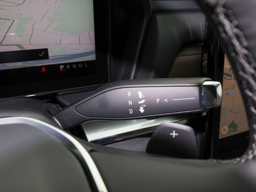 New 2027 GMC Terrain Elevation w/ Elevation Premium Package FWD image 24