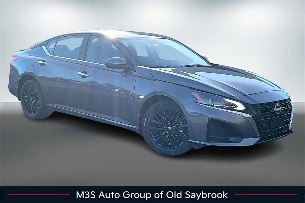 New 2025 Nissan Altima 2.5 SV w/ SV Special Edition Package image 2