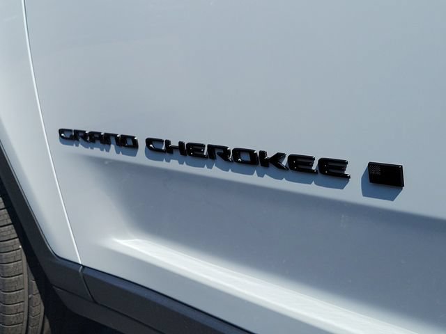 New 2026 Jeep Grand Cherokee Limited w/ Limited Altitude Package AWD/4WD image 21