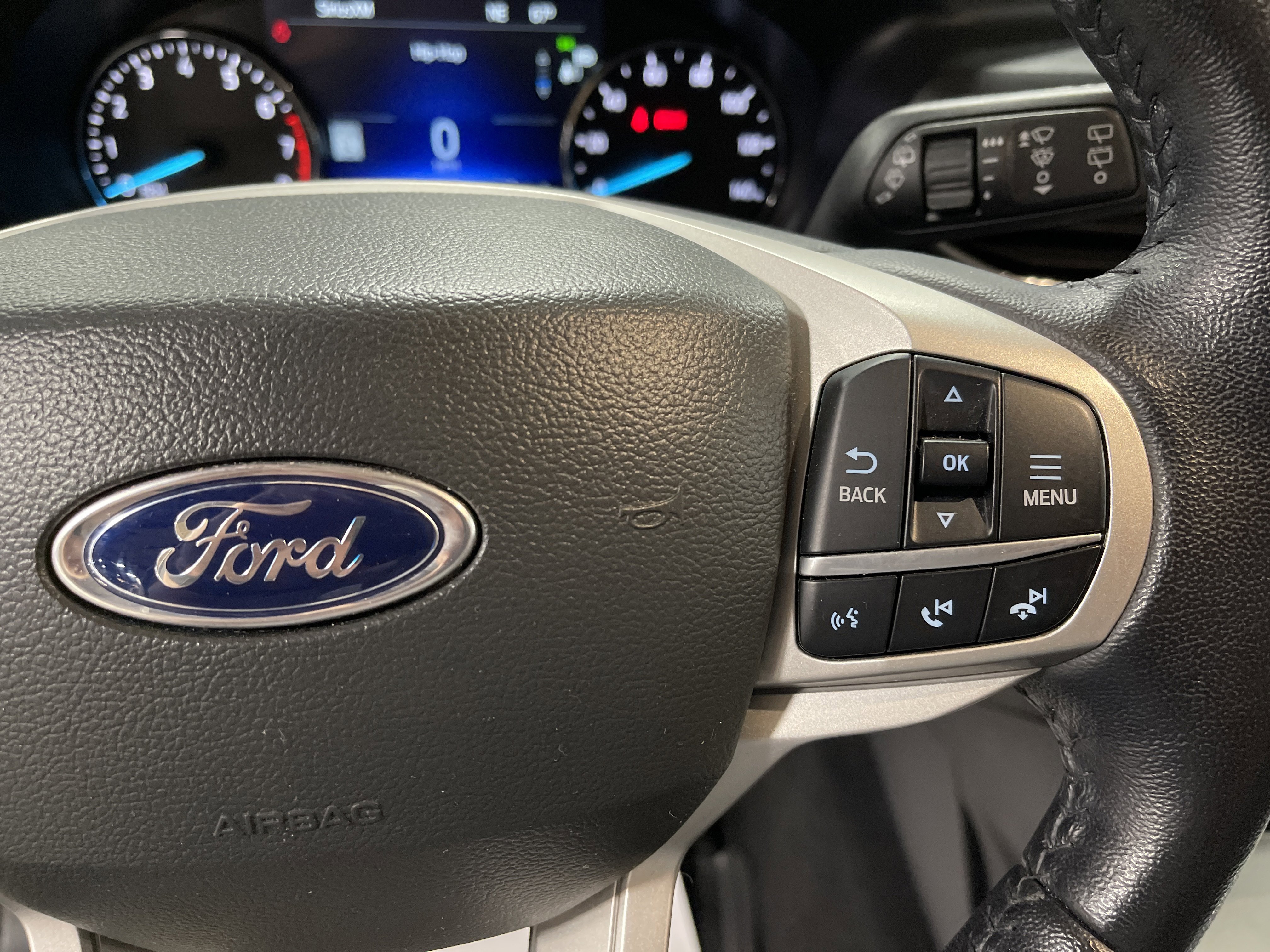 Used 2022 Ford Explorer Limited w/ Hybrid Equipment Group 310A image 22