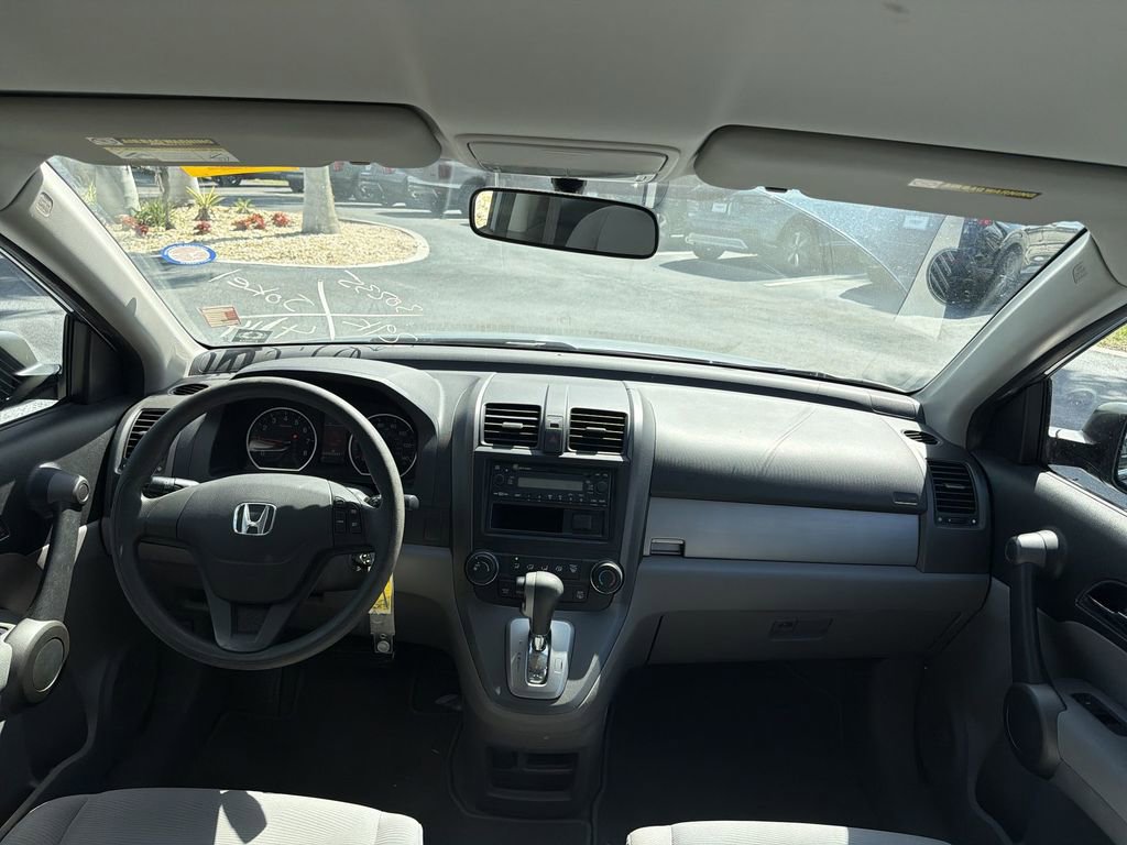 Used 2010 Honda CR-V LX image 10