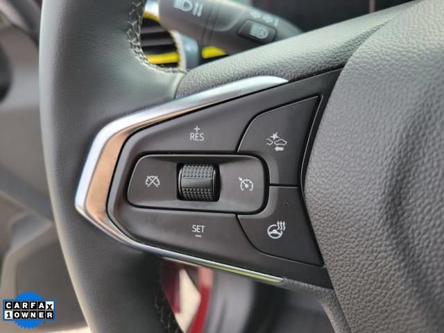 Used 2024 Chevrolet Trax LT w/ LT Convenience Package FWD image 21