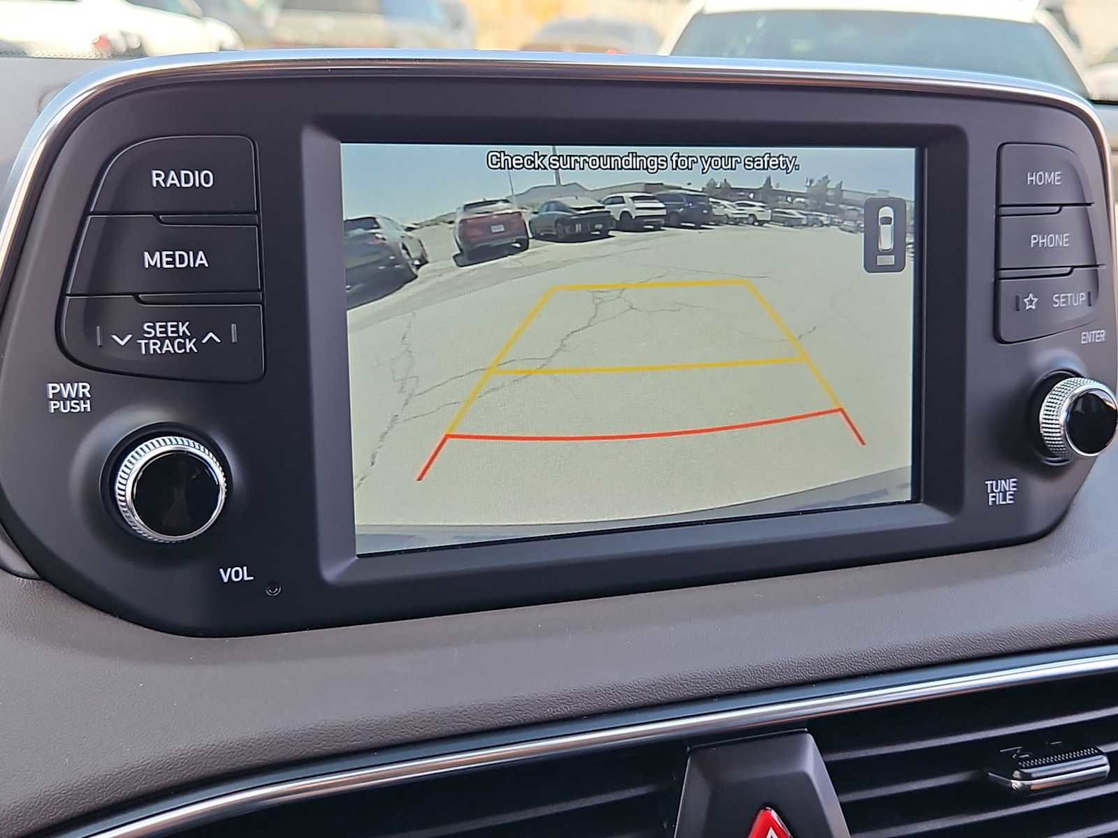 Used 2020 Hyundai Santa Fe SE w/ Cargo Package image 28