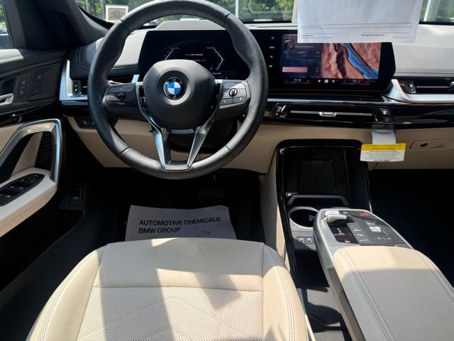 Used 2025 BMW X1 xDrive28i w/ Technology Package AWD/4WD image 12
