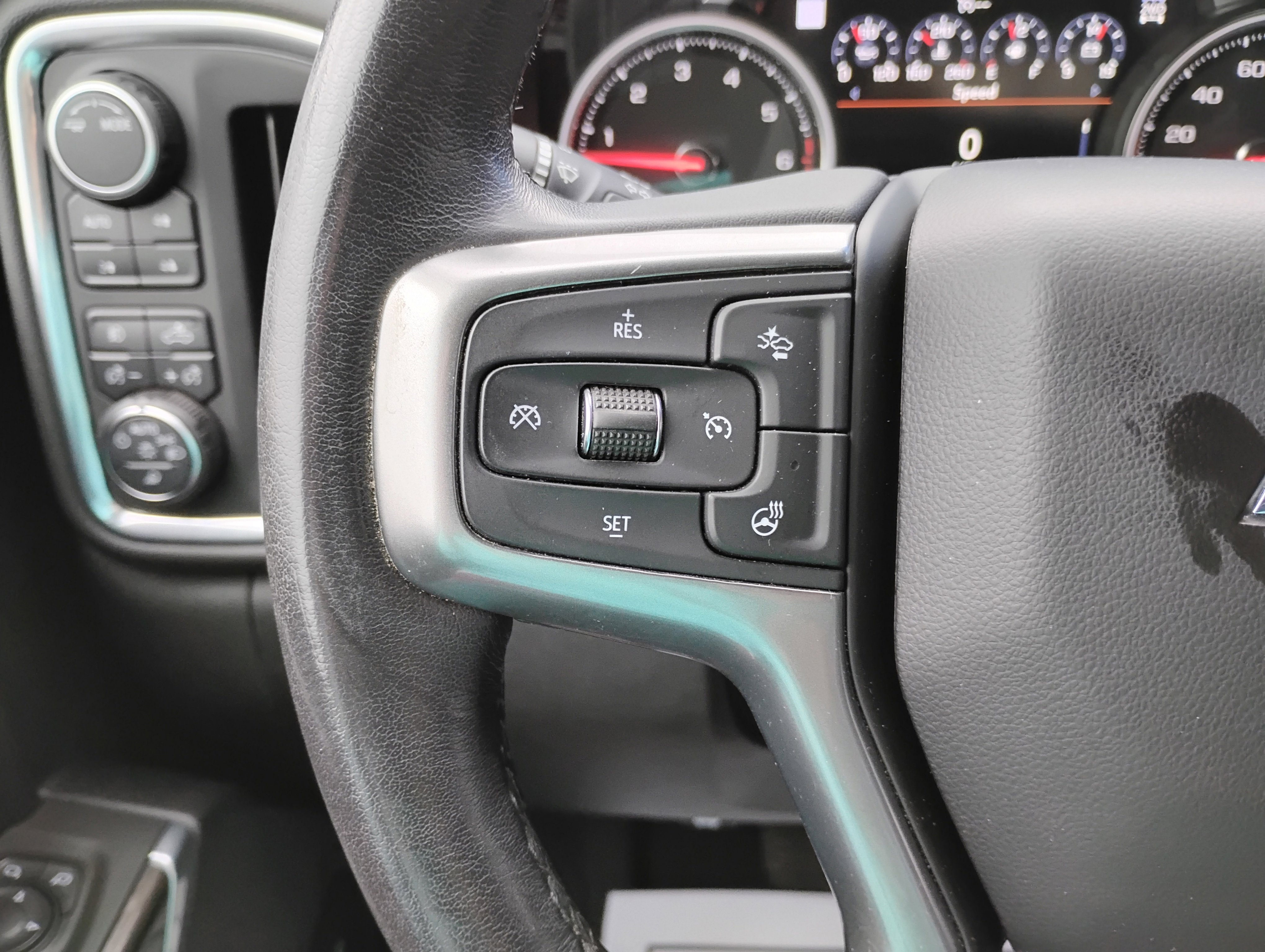 Used 2021 Chevrolet Silverado 3500 LTZ w/ LTZ Plus Package image 10