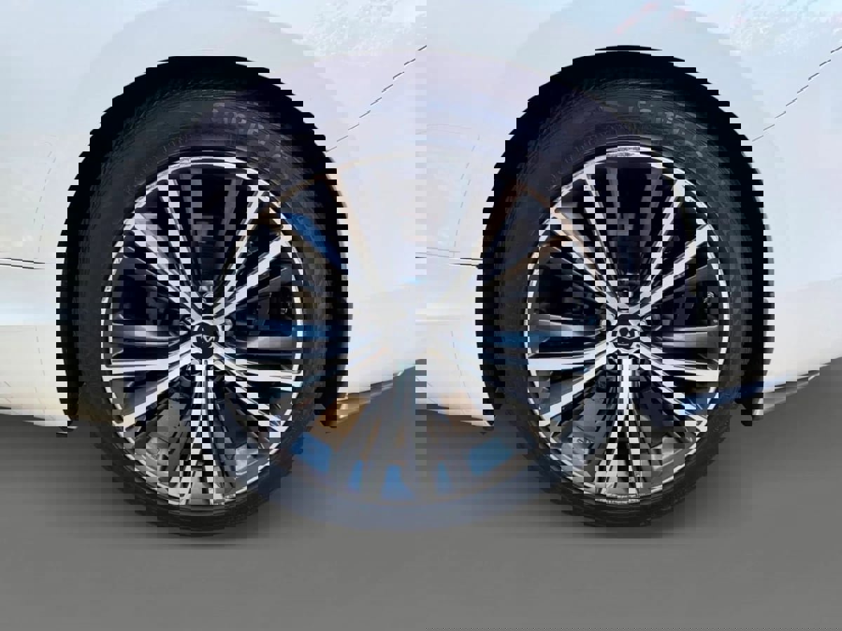 Used 2020 INFINITI Q60 3.0t image 20