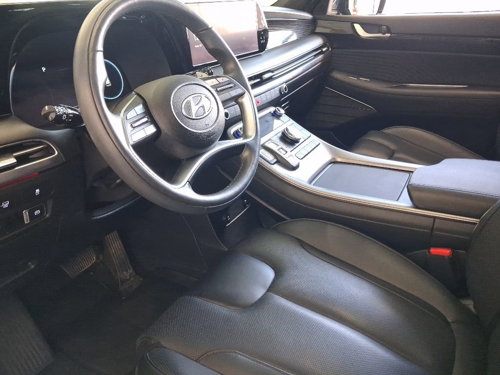 Used 2025 Hyundai Palisade Calligraphy AWD/4WD image 23