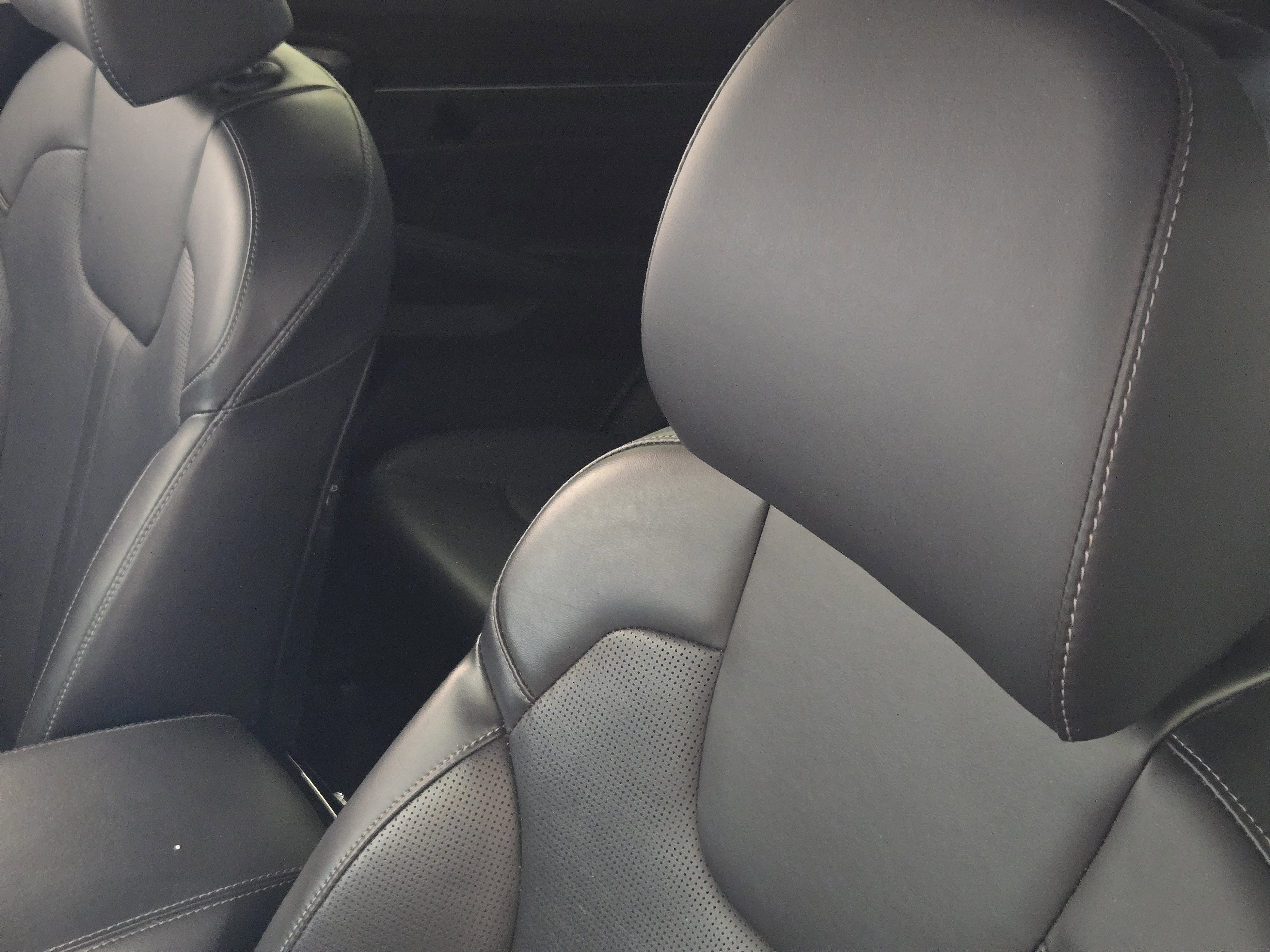 Used 2025 Kia Sorento SX AWD/4WD image 15