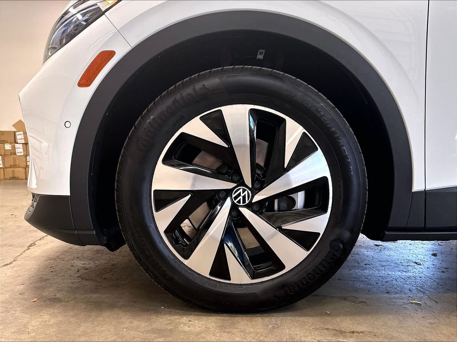 Used 2023 Volkswagen ID.4 Pro RWD image 35
