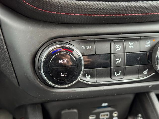 Used 2021 Chevrolet TrailBlazer RS w/ Technology Package image 13