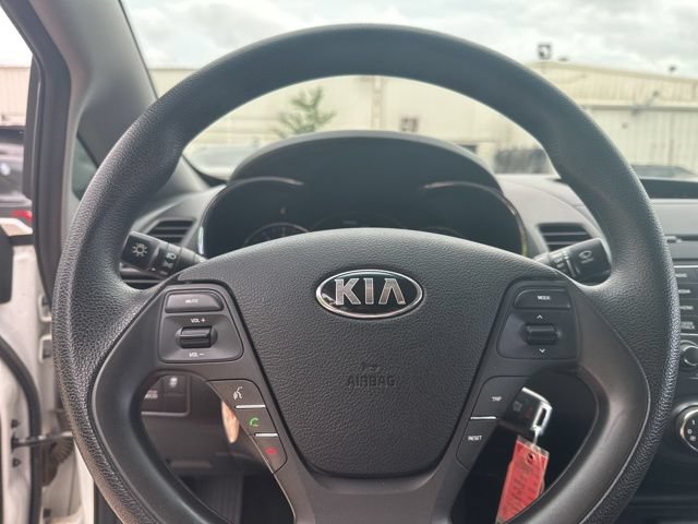 Used 2016 Kia Forte LX FWD image 7