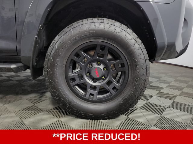 Used 2024 Toyota 4Runner TRD Pro AWD/4WD image 2