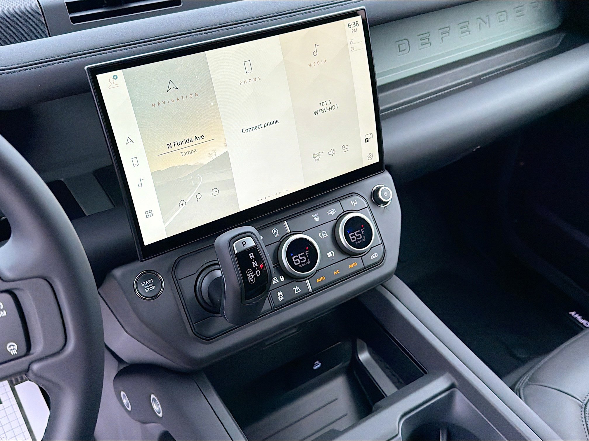 New 2026 Land Rover Defender 110 Trophy Edition AWD/4WD image 26