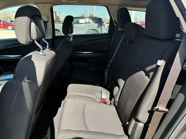 Used 2019 Dodge Journey SE image 15
