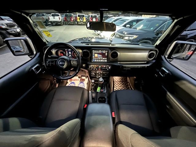 Used 2021 Jeep Wrangler Unlimited Sport image 23