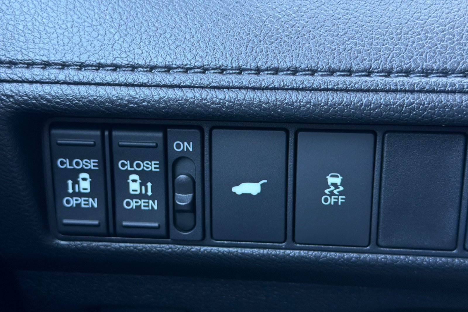 New 2026 Honda Odyssey Sport-L image 28