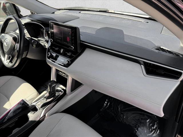 Used 2022 Toyota Corolla Cross LE image 20