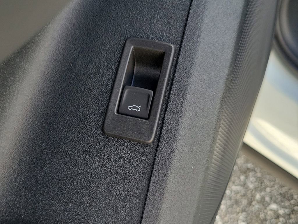 New 2025 Audi Q5 Prestige image 20