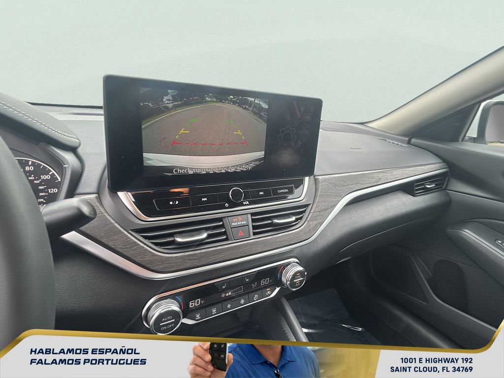 Used 2025 Nissan Altima 2.5 SV w/ SV Premium Package image 18