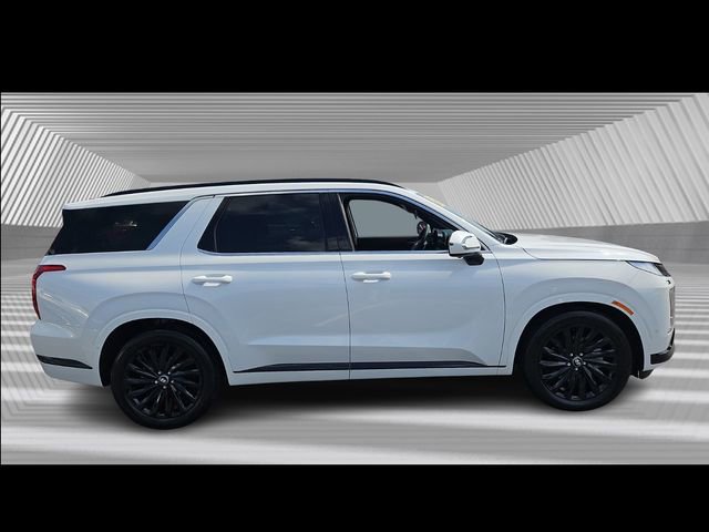 Used 2025 Hyundai Palisade Calligraphy image 3