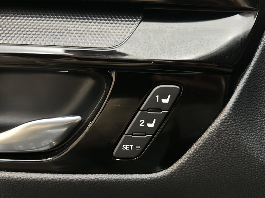 Certified 2024 Honda CR-V Sport Touring image 18
