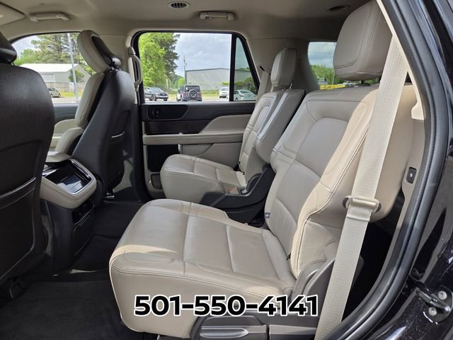 Used 2024 Lincoln Navigator Premiere image 10