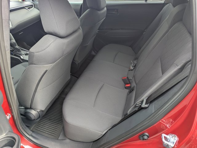 Used 2025 Toyota Corolla Cross LE image 17