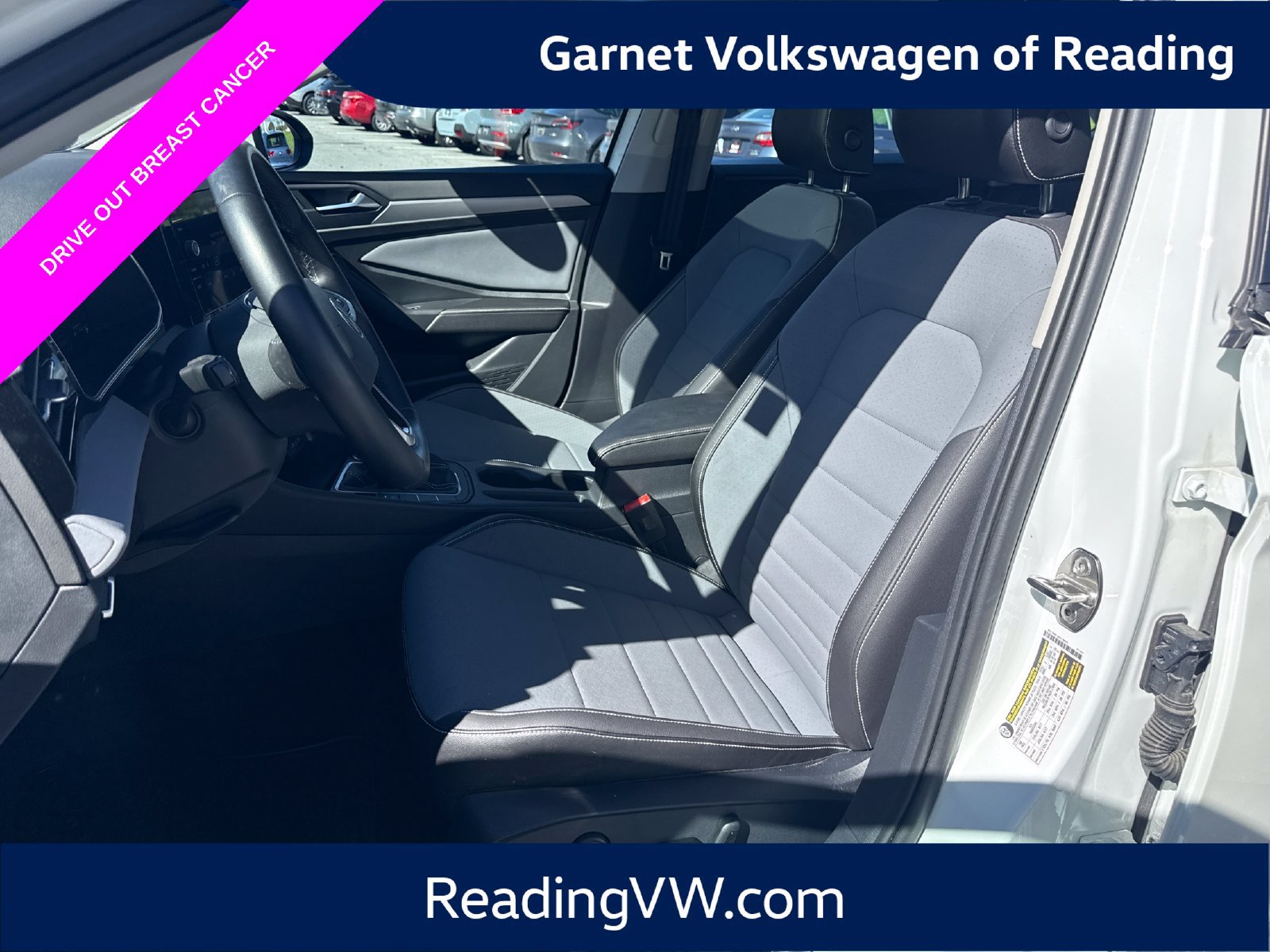 Certified 2025 Volkswagen Jetta SE w/ Sunroof Package FWD image 10