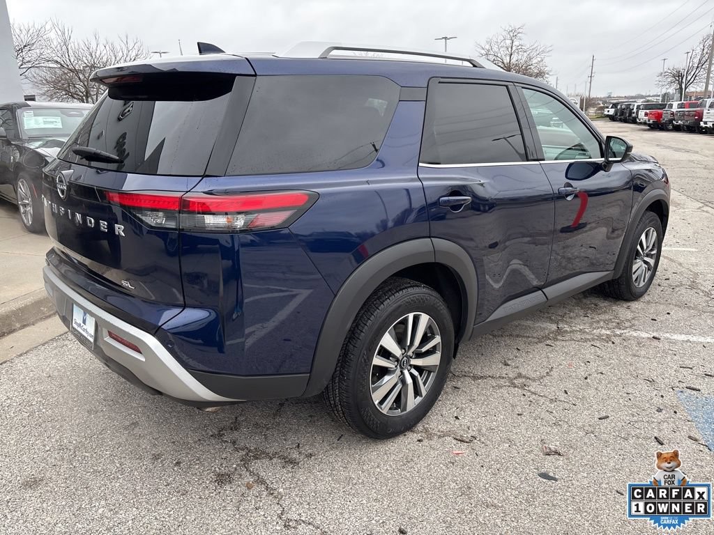 Used 2025 Nissan Pathfinder SL FWD image 30
