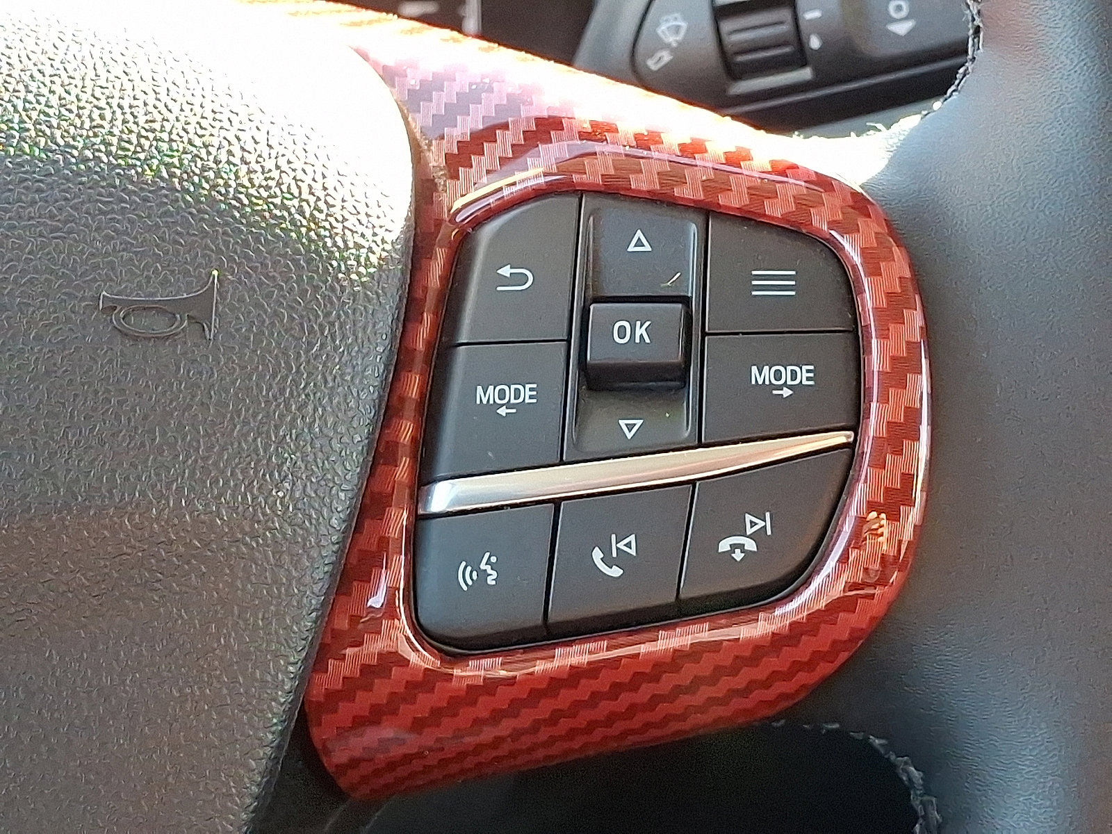 Used 2025 Ford Maverick XLT w/ Equipment Group 301A image 21