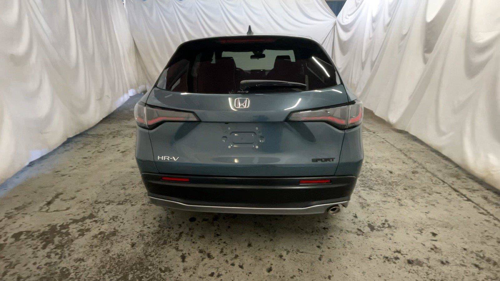 Used 2024 Honda HR-V Sport image 8