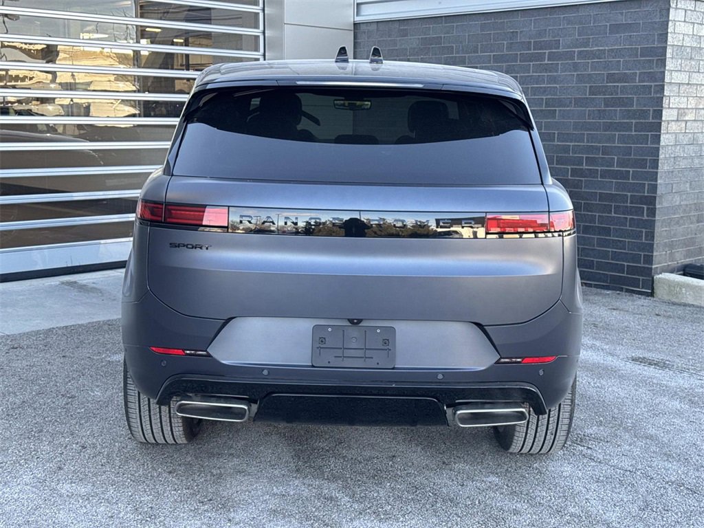 New 2026 Land Rover Range Rover Sport Dynamic SE image 5