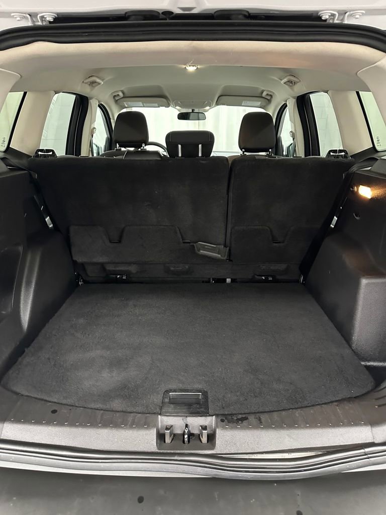 Used 2018 Ford Escape SE w/ SE Sync 3 Package AWD/4WD image 25