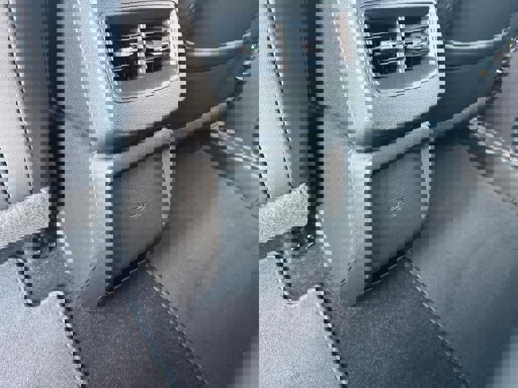 Used 2024 Chevrolet Equinox EV RS image 7