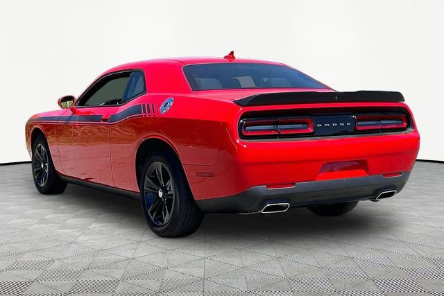 Used 2023 Dodge Challenger SXT image 4