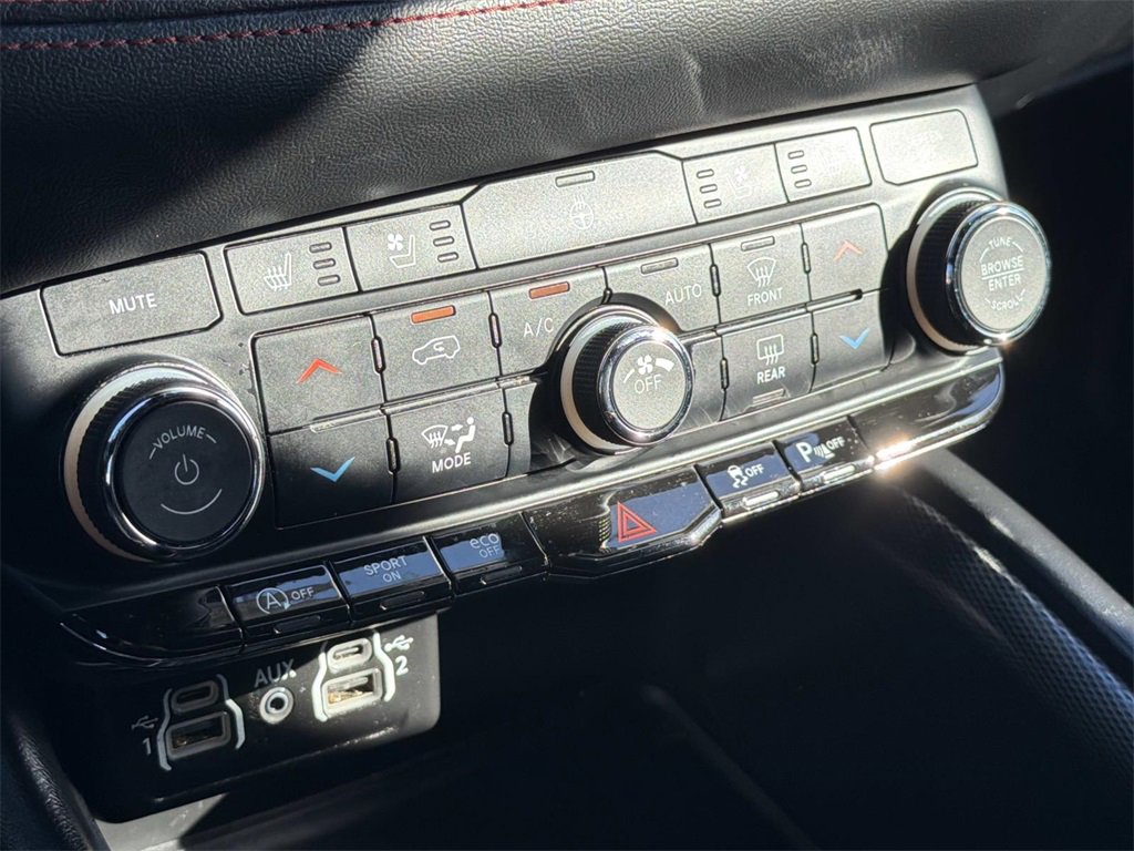 Used 2023 Dodge Durango GT image 27