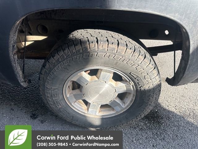 Used 2005 GMC Sierra 1500 SLE w/ Light Duty Power Package image 9