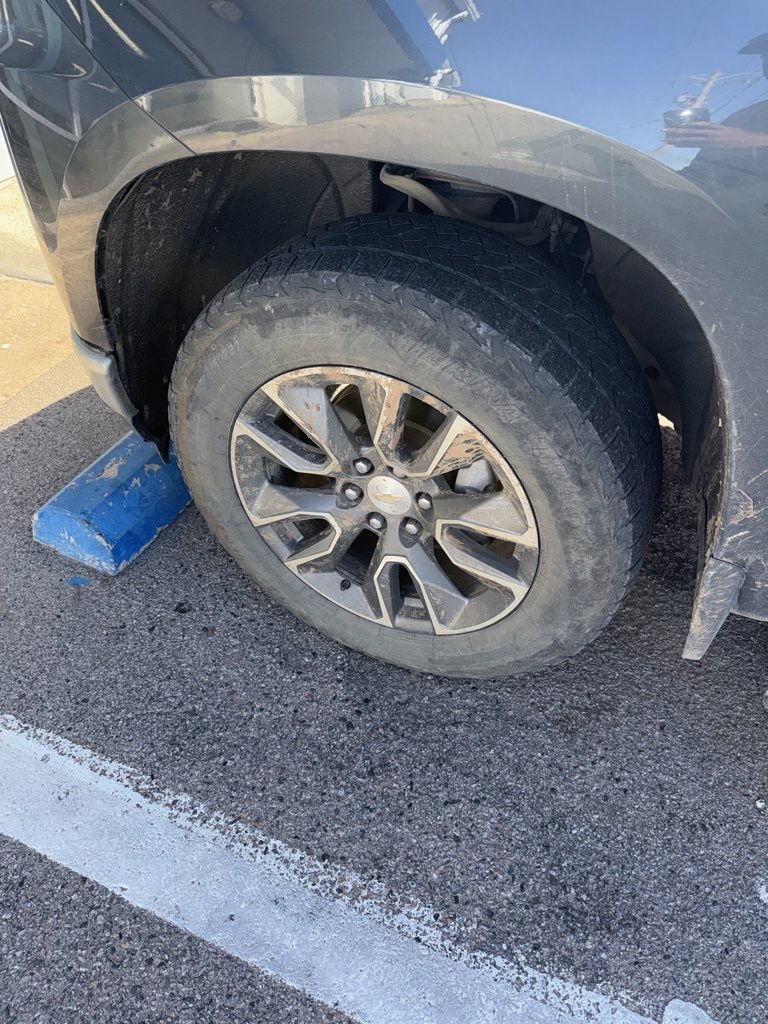 Used 2021 Chevrolet Silverado 1500 LT w/ Texas Edition Plus image 11