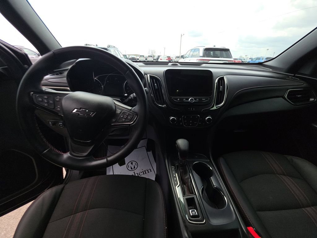 Used 2023 Chevrolet Equinox RS image 10