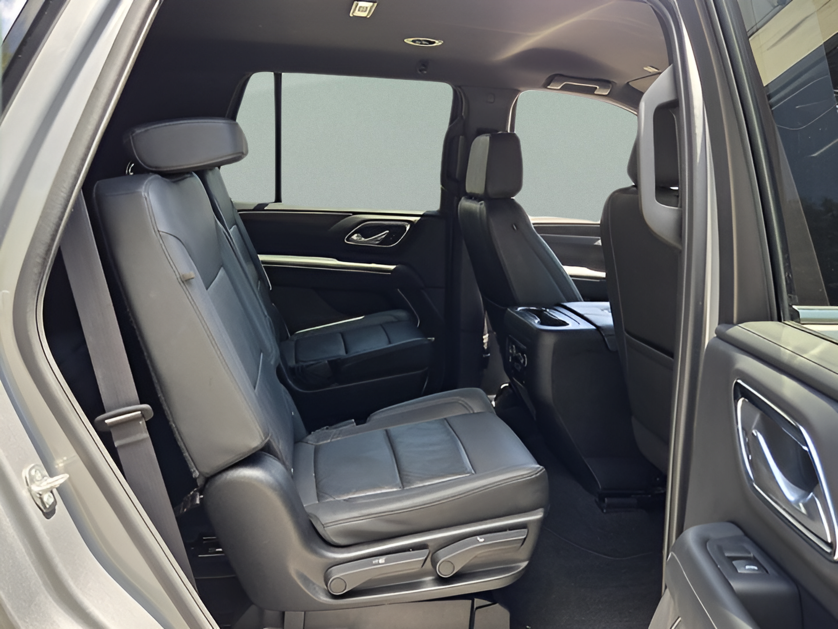 Certified 2024 Chevrolet Tahoe LT w/ Luxury Package RWD image 14