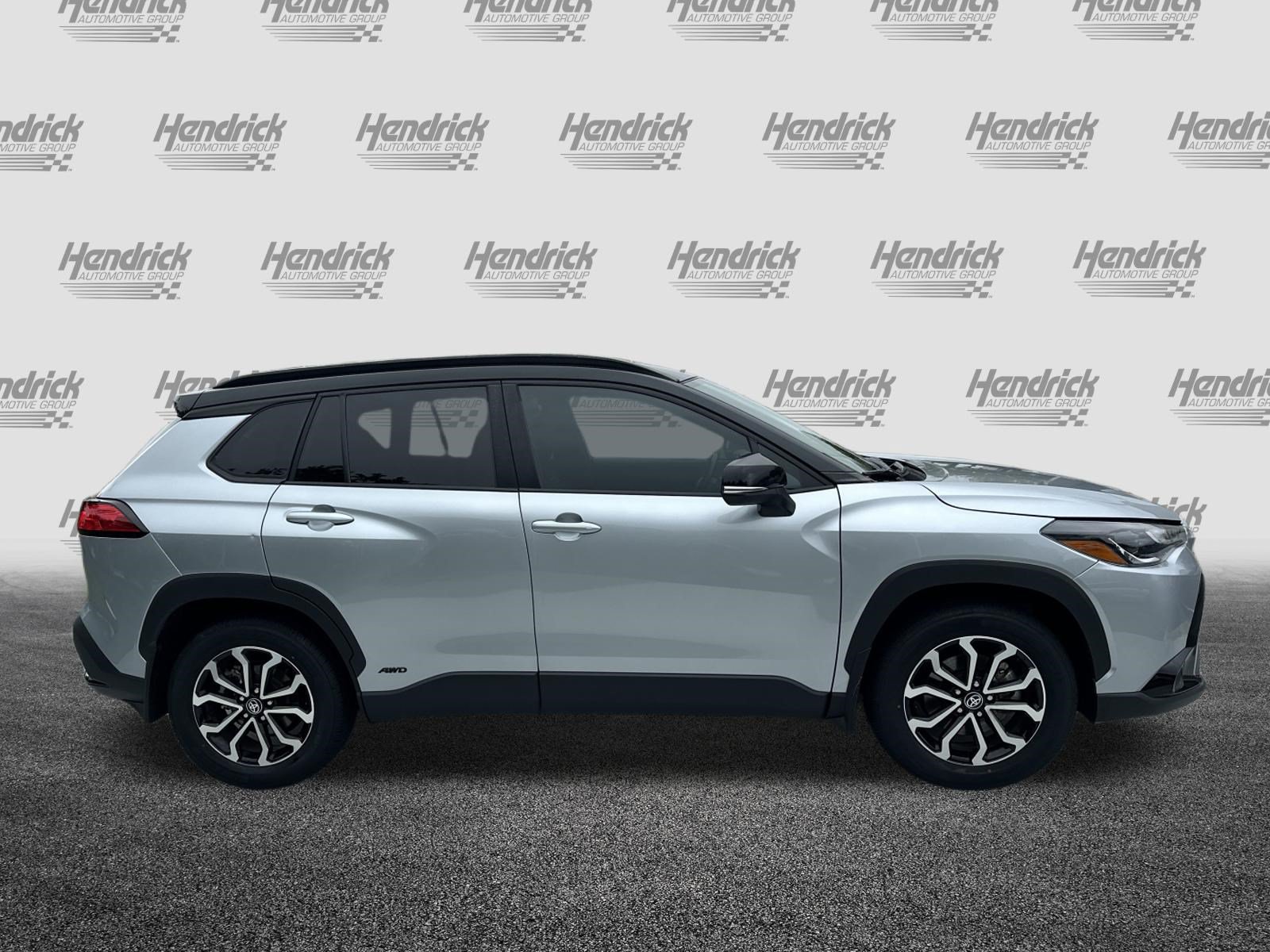 Used 2024 Toyota Corolla Cross AWD Hybrid image 11