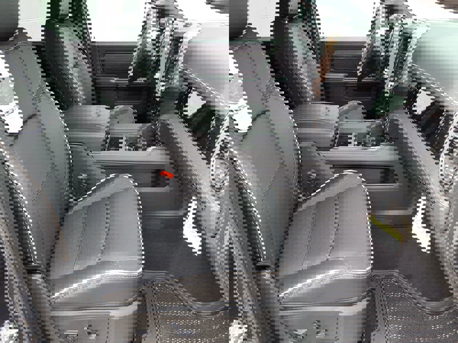 New 2026 RAM 3500 Limited image 4