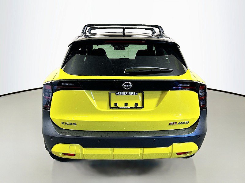 New 2026 Nissan Kicks SR w/ Cold Weather Package AWD/4WD image 7