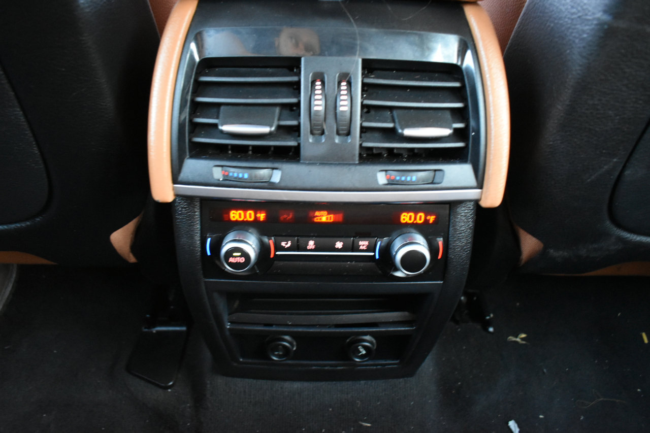 Used 2015 BMW X6 xDrive35i image 41