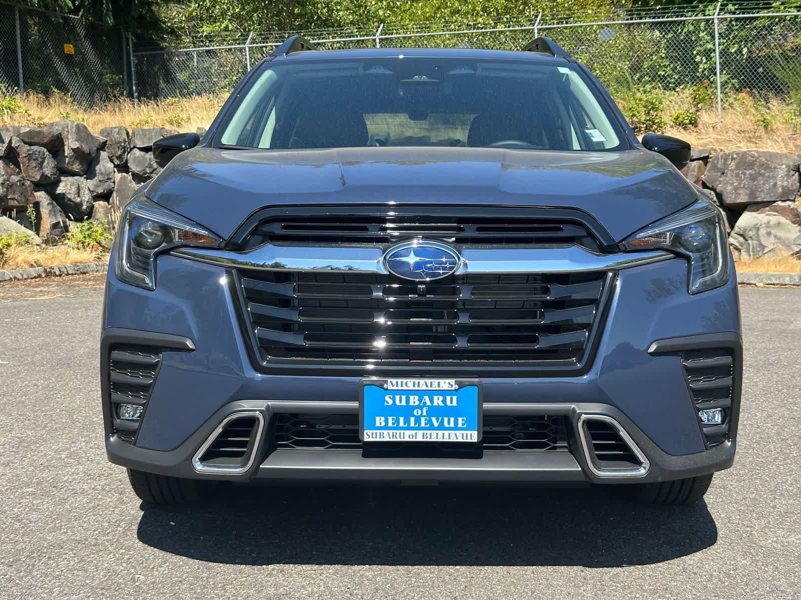 Certified 2025 Subaru Ascent Touring AWD/4WD image 5