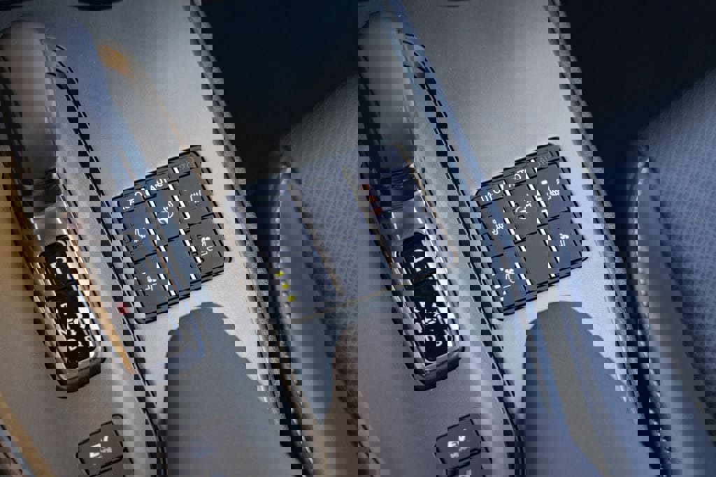 New 2026 Lexus UX 300h FWD image 21