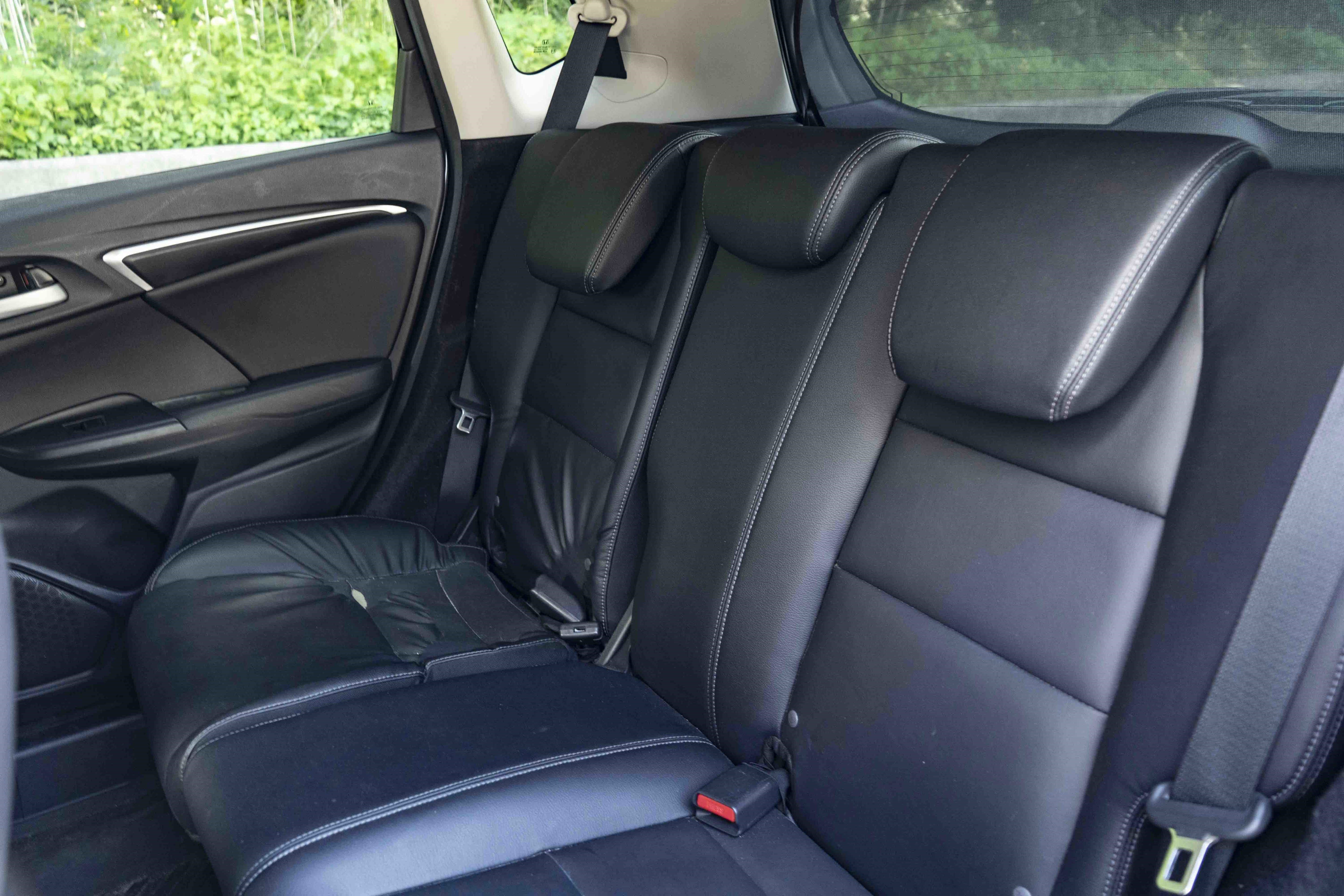 Used 2018 Honda Fit EX-L image 18