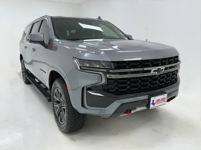 Used 2021 Chevrolet Suburban Z71 w/ Z71 Signature Package AWD/4WD image 2