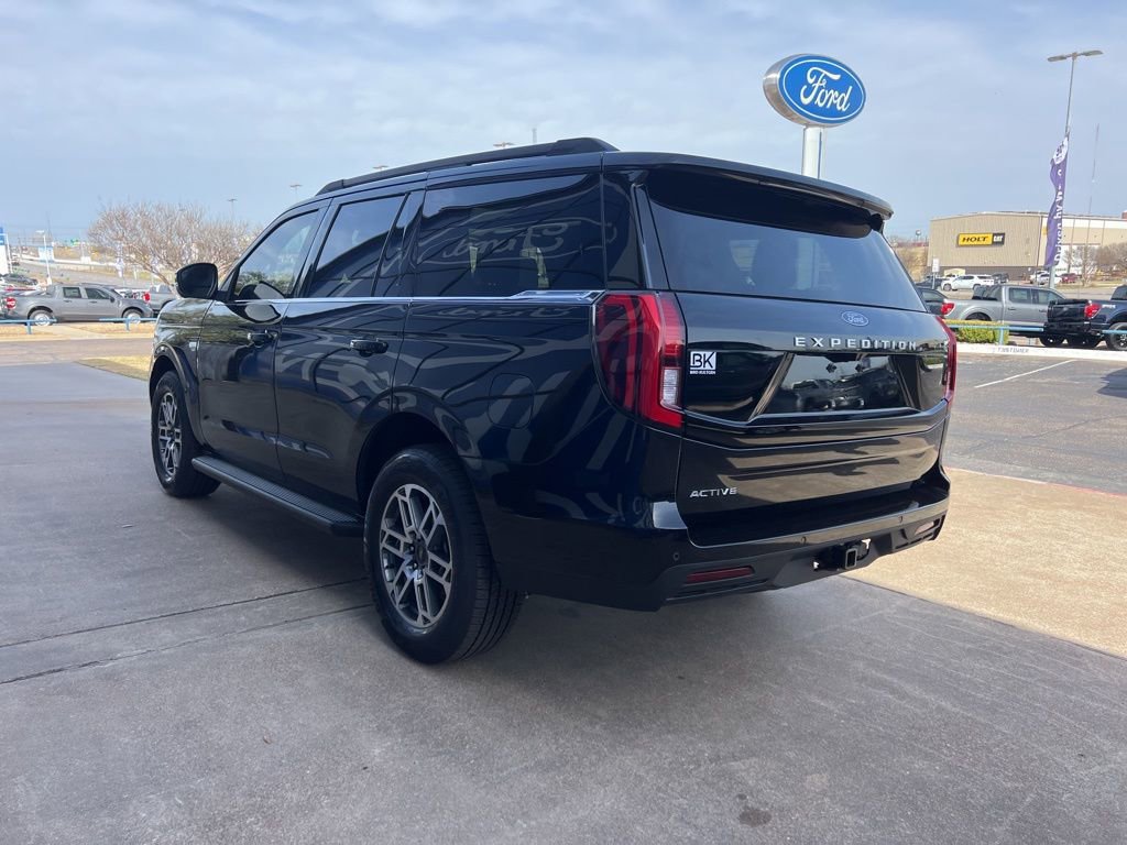 New 2026 Ford Expedition Active image 5