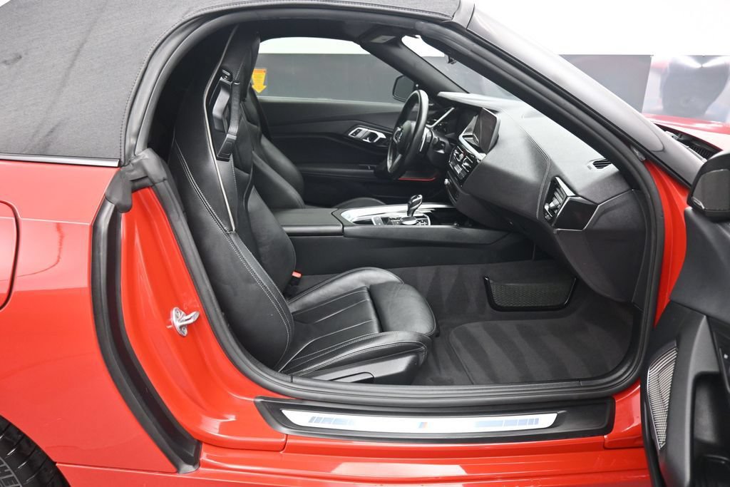 Used 2020 BMW Z4 sDrive30i w/ Executive Package RWD image 33